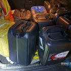 Jaworzniccy policjanci zatrzymali mężczyzn, którzy kradli paliwo z maszyn budowlanych,...