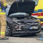  Kolizja dwóch aut na skrzyżowaniu ulic Radwańskich i Reja