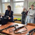 Jaworznicka młodzież wizytowała na komendzie w Jaworznie. FOT. KMP Jaworzno