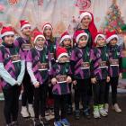 Zawodnicy SPL Jaworzno podczas biegu mikołajkowego w Katowicach