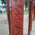Zniszczony plac zabaw w Jeleniu
Fot. ATElier Kultury w Jaworznie