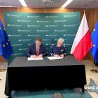 Umowa na dofinansowanie zakupu radiowozów hybrydowych dla Śląskiej Policji