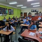 Niebieskie Igrzyska w SP 18 – edukacja przez doświadczenie i wspólnotę. Fot. SP 18...