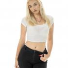 Lily Woś, 18 lat, 178 cm wzrostu. Finalistka Miss Nastolatek Województwa Śląskiego