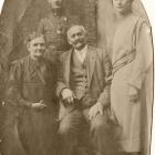 Antonina i Jan Stypalowie z córką Marią i synem Zdzisławem   