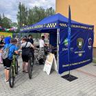 Znakowanie rowerów. Fot: Straż Miejska w Jaworznie