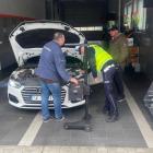 Kontrole świateł w samochodach. Fot. KMP Jaworzno