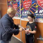 8-letnia Hania Dygoń z rekordową puszką WOŚP pełną pomocy