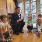 Zajęcia z policjantką w ATElier Kultury. Fot. KMP Jaworzno