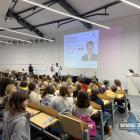 Pokazowe warsztaty chemii w Jaworznickim Uniwersytecie Dziecięcym