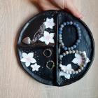 Talerz z gliny do przechowywania biżuterii autorstwa Zofii 