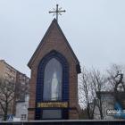 Skończona kapliczka gietrzwałdzka w Jaworznie