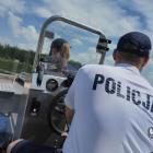 Policyjne patrole na terenie Zalewu Sosina