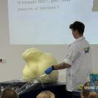 Pokazowe warsztaty chemii w Jaworznickim Uniwersytecie Dziecięcym