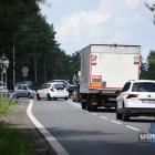 Zderzenie dwóch samochodów na wysokości zjazdu z autostrady w dzielnicy Jeleń.