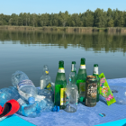 Miało być pływanie, było sprzątanie. Godna naśladowania postawa