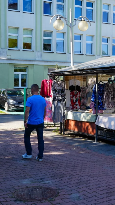 Miasto przejmuje targowisko w centrum Jaworzna. Nie chce powiedzieć, co tam powstanie 