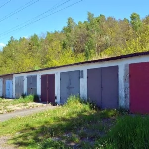 Garaże / domki letniskowe / parkingi Jaworzno - ogłoszenia Nieruchomości Jaworzno | jaw.pl