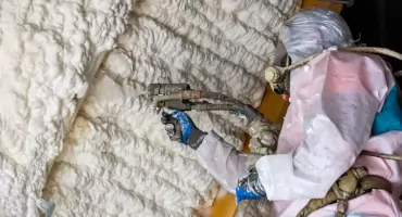 Jak zaoszczędzić na ogrzewaniu? Poznaj sekret skutecznej izolacji pianą PUR