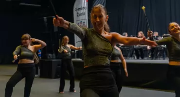  Mażoretki z Domu Kultury im. Zdzisława Krudzielskiego w Jaworznie