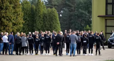 Tłumy pożegnały Tomasza Żaka
