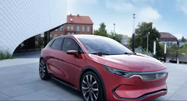 Izera traci chińskiego partnera i czeka na pieniądze z KPO. Kolejne komplikacje w projekcie polskiego samochodu elektrycznego