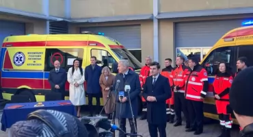 Śląskie z nowoczesnymi karetkami. 16 nowych ambulansów trafi do Katowic i Sosnowca