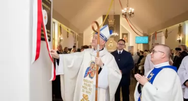 Poświęcenie kościoła  MB Królowej Polski w Jaworznie