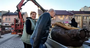 Montaż pomnika Bolesława Chrobrego – reakcję mieszkańców