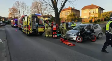 Kolizja na ulicy Wygoda. Poszkodowany motocyklista 