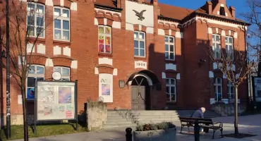 Sprawdzamy zatrudnienie w miejskiej bibliotece i ATElier Kultury