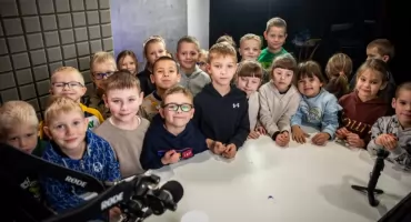 Przedszkolaki na wycieczce w redakcji