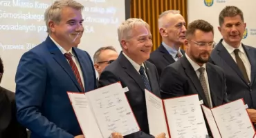 Województwo śląskie i Katowice przejmują lotnisko w Pyrzowicach