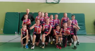 Koszykarki UKS Orzeł Jaworzno z kompletem zwycięstw w listopadowych rozgrywkach