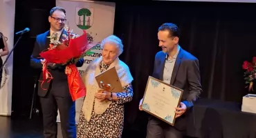 Wolontariusz Roku 2025 Miasta Jaworzna wraz z Nagrodą Mieszkańców dla Mieczysławy Proksy