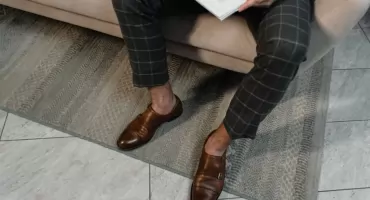 Z czym nosić spodnie męskie w kratę? Stwórz stylowy outfit