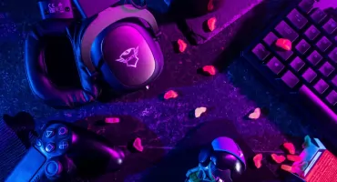 Domowa strefa gamingowa – jak urządzić ją z głową?