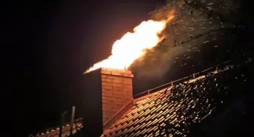 Zimą rośnie ryzyko pożarów i zatruć czadem. Policja apeluje o rozwagę