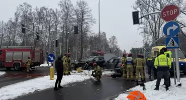 Kolizja na ulicy Grunwaldzkiej. 8-letnia dziewczyna trafiła do szpitala