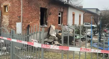 W jednej chwili straciły tatę i dom. Trwa pomoc dla rodziny po pożarze