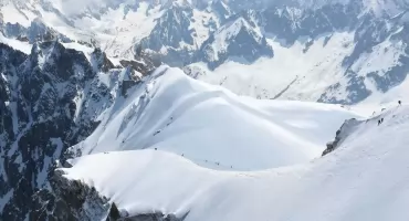 Gdzie na narty w Alpach? Najlepsze kierunki i terminy na wyjazd 2026