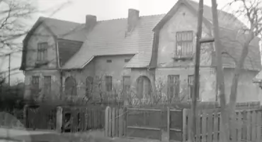 Oczywista Nieoczywistość – Standardy (stary domu na jaworznickich Chrustach)