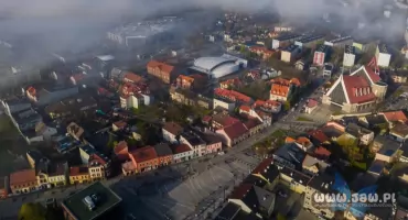 W Polsce średnio zarabia się ponad 9 tysięcy złotych. Ile w Jaworznie?