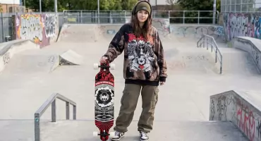 Rolki czy longboard na początek? Porównanie pod kontrolę i bezpieczeństwo