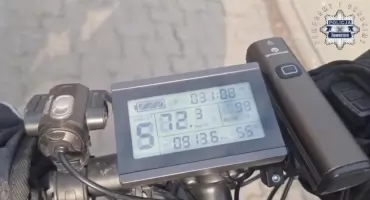 Pędził na przerobionym rowerze elektrycznym. Skończyło się to wysokim mandatem 