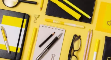 Materiały szkoleniowe i gadżety firmowe – co przygotować dla uczestników?