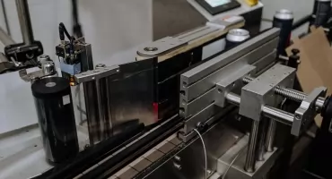 Maszyny na zamówienie - kiedy warto rozważyć indywidualny projekt?