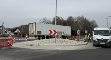 Tak wygląda skończone rondo na ulicy Olszewskiego w Jaworznie. W piątek otwarcie