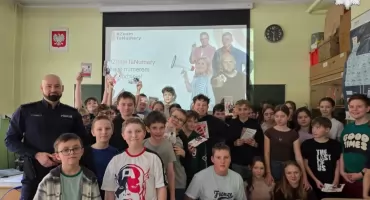 O bezpieczeństwie i oszustwach – spotkanie w SP nr 19