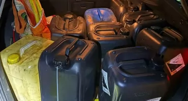 Nocą okradali place budowy w Jaworznie i Małopolsce. Po pościgu wpadli w ręce policji [wideo]